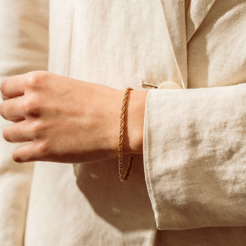 Deja Vu 9ct Yellow Gold Rope Link Bracelet 20cm - Bracelet - Walker & Hall