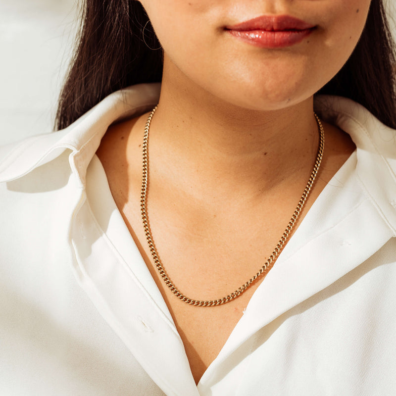 Deja Vu 9ct Yellow Gold Curb Link Necklace 47.5cm - Necklace - Walker & Hall