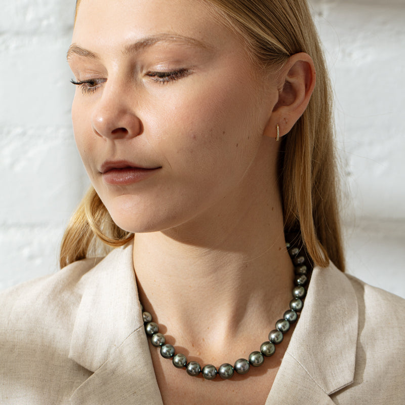 18ct White Gold Cultured Black Pearl Necklace-Necklace-Walker & Hall