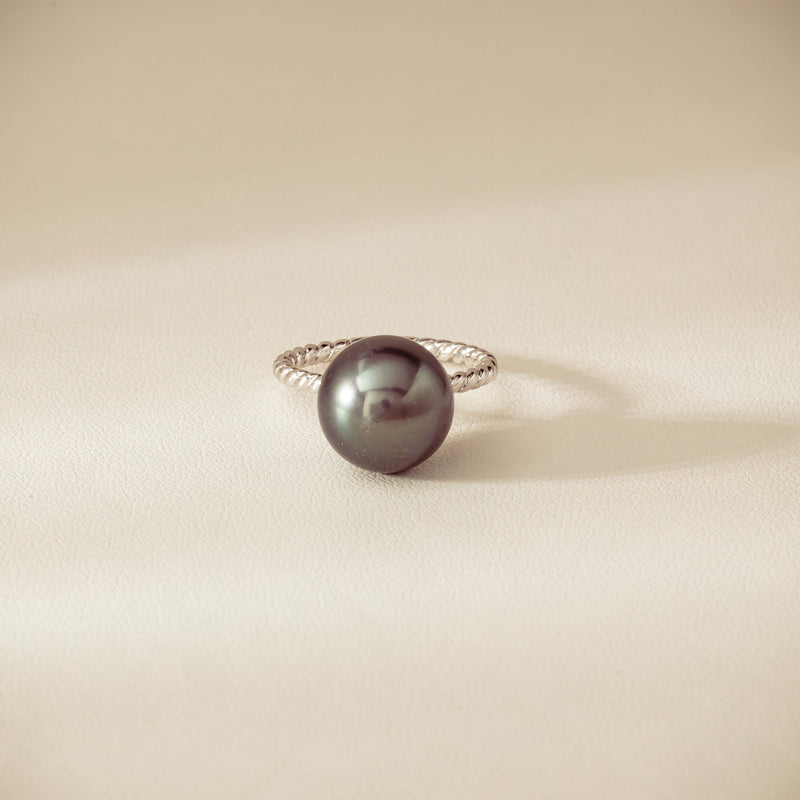 18ct White Gold 12mm Black Pearl Twine Ring - Ring - Walker & Hall