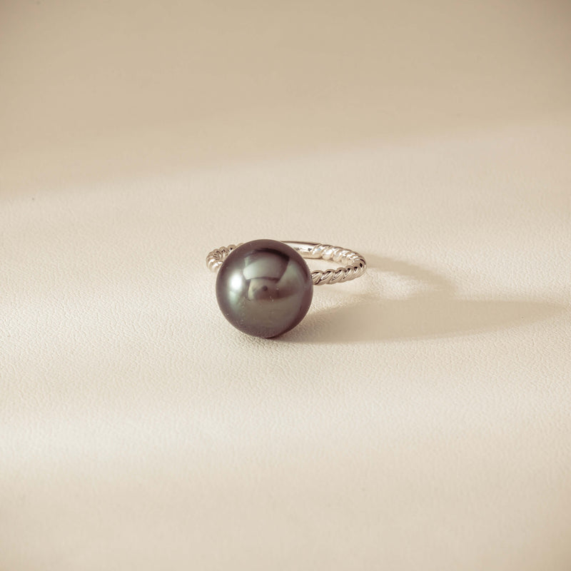 18ct White Gold 12mm Black Pearl Twine Ring - Ring - Walker & Hall