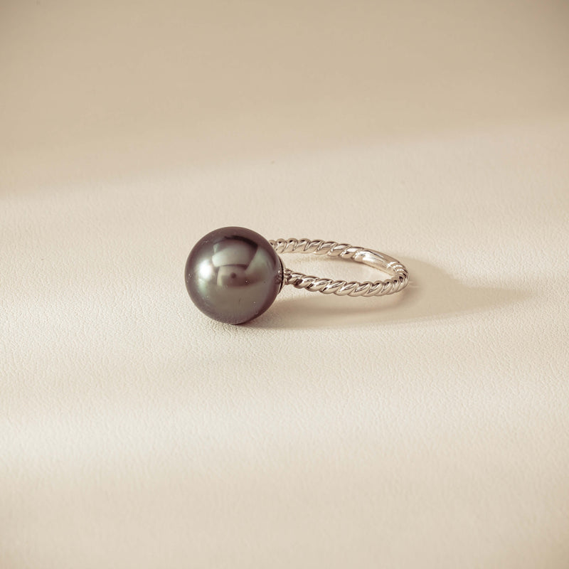 18ct White Gold 12mm Black Pearl Twine Ring - Ring - Walker & Hall