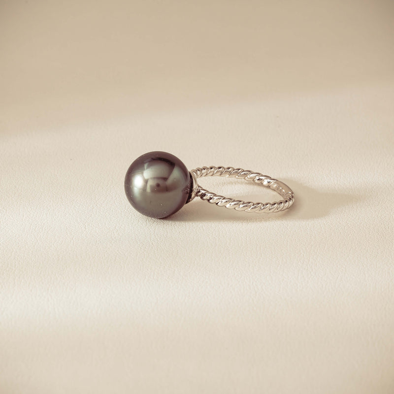 18ct White Gold 12mm Black Pearl Twine Ring - Ring - Walker & Hall