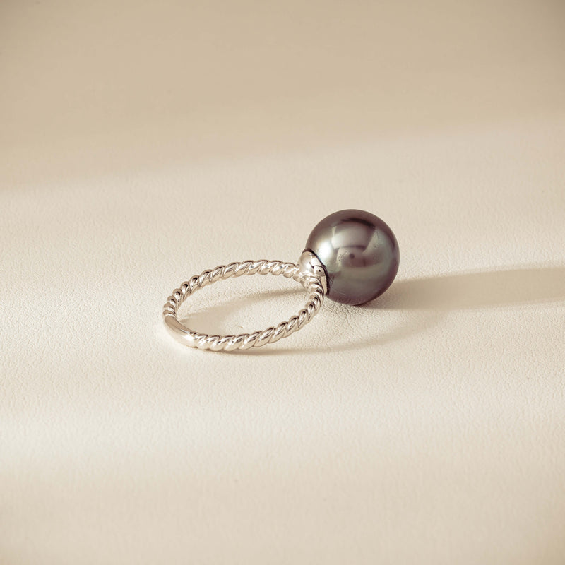 18ct White Gold 12mm Black Pearl Twine Ring - Ring - Walker & Hall