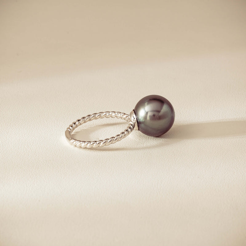 18ct White Gold 12mm Black Pearl Twine Ring - Ring - Walker & Hall