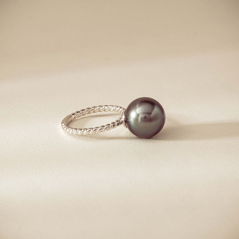 18ct White Gold 12mm Black Pearl Twine Ring - Ring - Walker & Hall