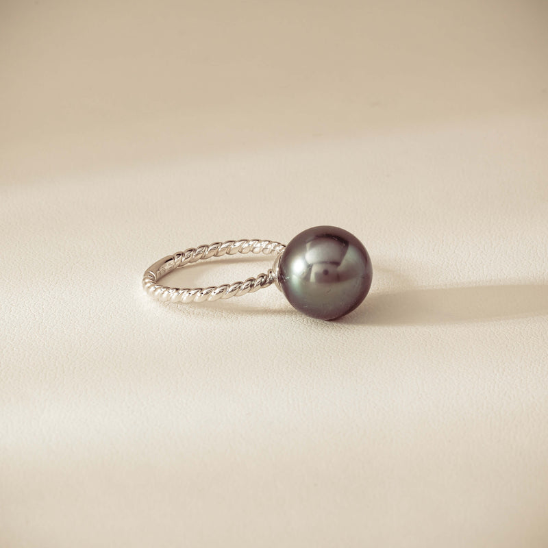 18ct White Gold 12mm Black Pearl Twine Ring - Ring - Walker & Hall