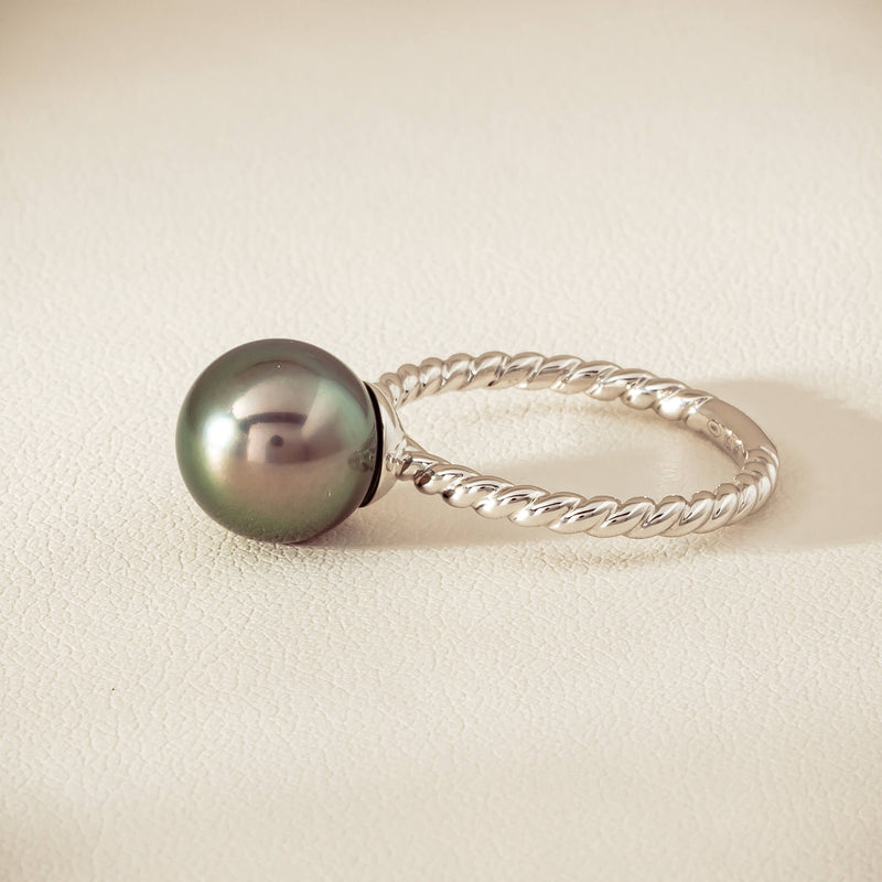 18ct White Gold 10mm Black Pearl Twine Ring - Ring - Walker & Hall