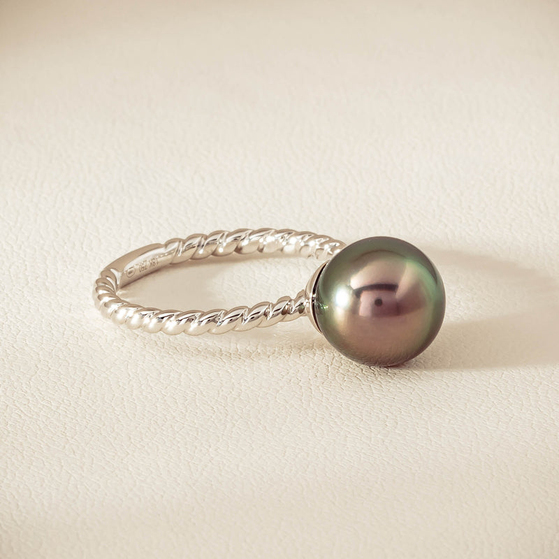 18ct White Gold 10mm Black Pearl Twine Ring - Ring - Walker & Hall
