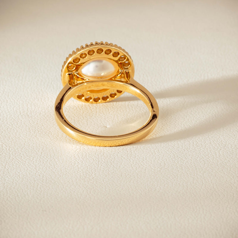 18ct Yellow Gold 9mm South Sea Pearl & Diamond Daisy Ring - Ring - Walker & Hall