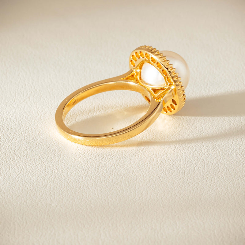 18ct Yellow Gold 9mm South Sea Pearl & Diamond Daisy Ring - Ring - Walker & Hall