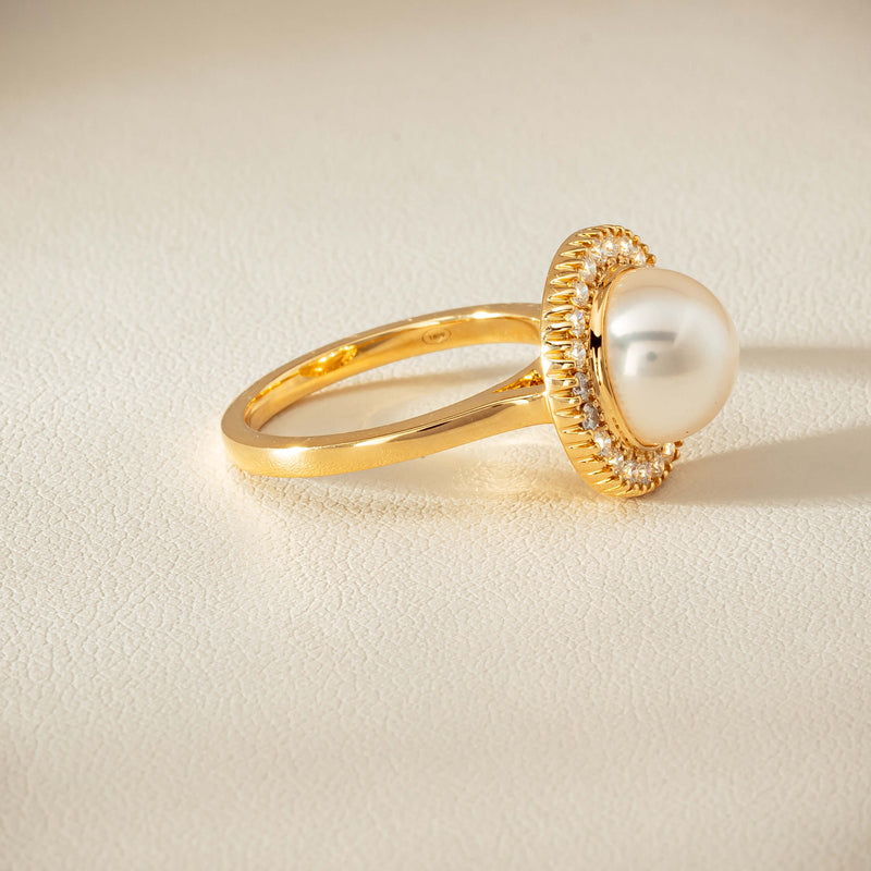 18ct Yellow Gold 9mm South Sea Pearl & Diamond Daisy Ring - Ring - Walker & Hall