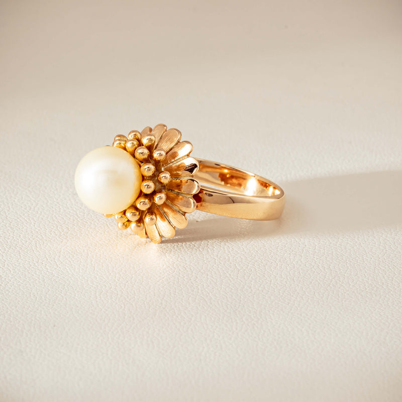 Vintage 14ct Yellow Gold 9mm Akoya Pearl Flower Ring