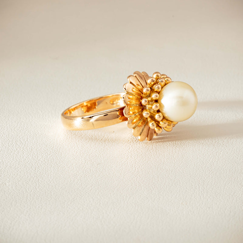 Vintage 14ct Yellow Gold 9mm Akoya Pearl Flower Ring