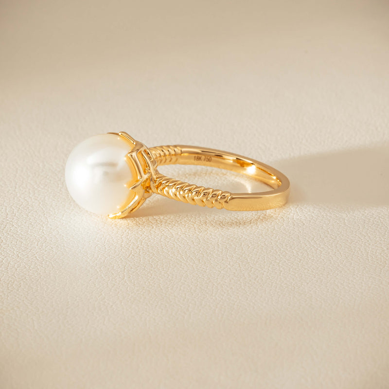 18ct Yellow Gold 10.5mm South Sea Pearl Selene Ring