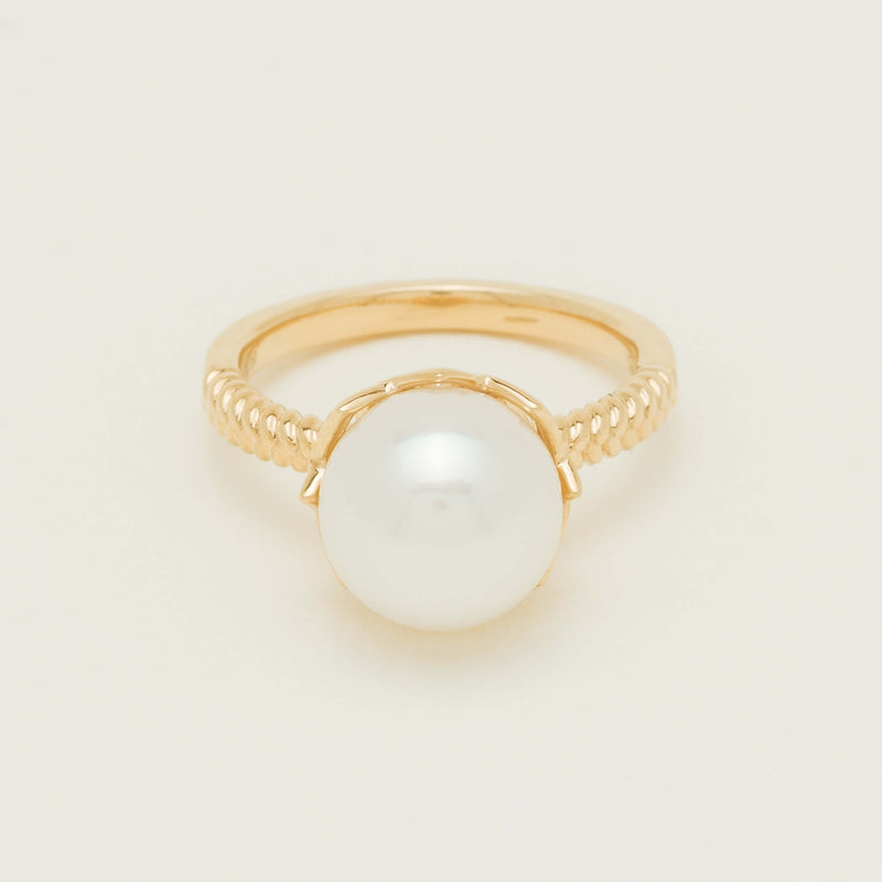 18ct Yellow Gold 10.5mm South Sea Pearl Selene Ring