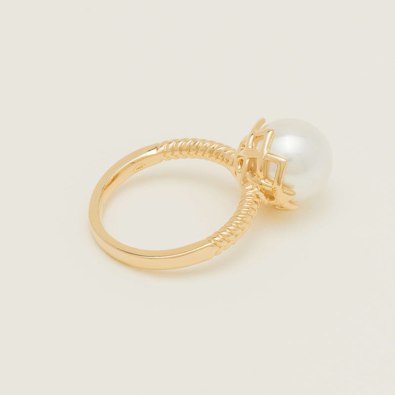 18ct Yellow Gold 10.5mm South Sea Pearl Selene Ring