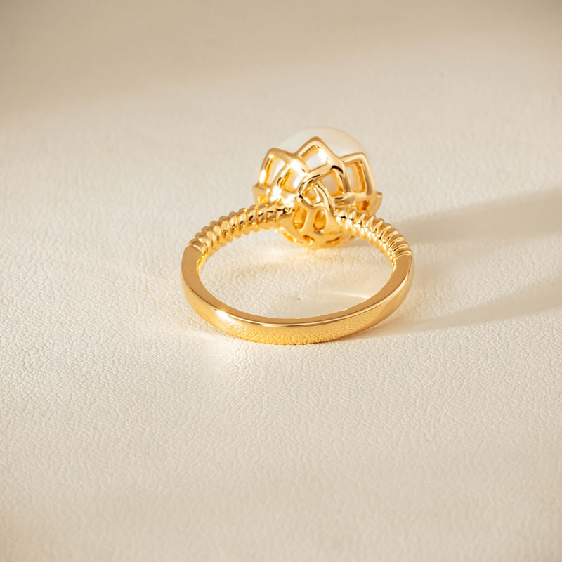 18ct Yellow Gold 10.5mm South Sea Pearl Selene Ring