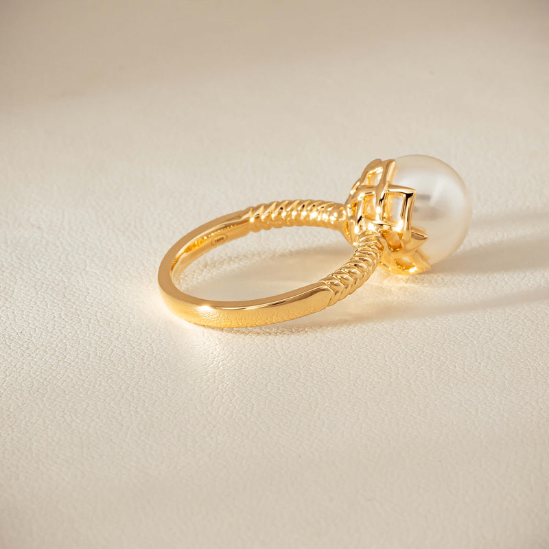 18ct Yellow Gold 10.5mm South Sea Pearl Selene Ring