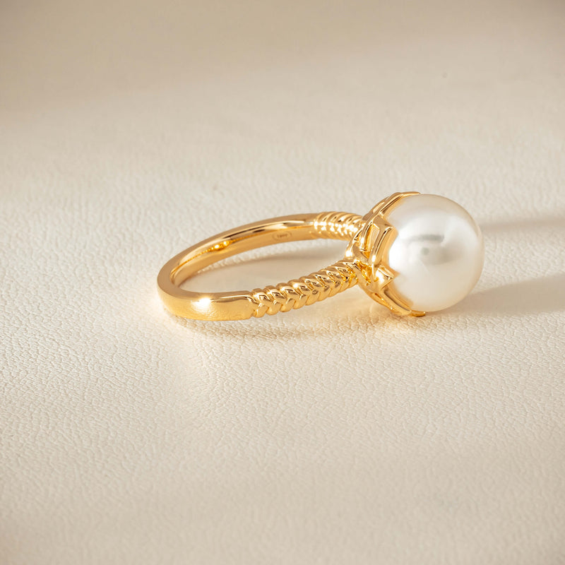18ct Yellow Gold 10.5mm South Sea Pearl Selene Ring