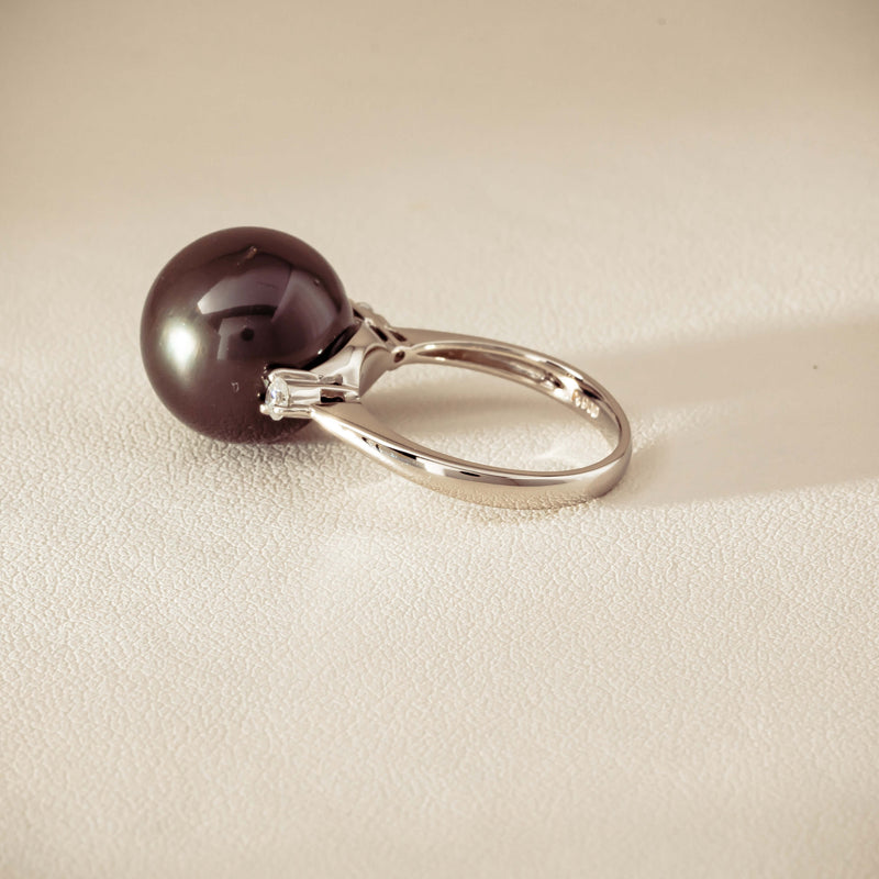 Deja Vu Platinum 13.5mm Black Pearl & Diamond Ring
