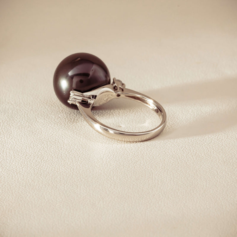 Deja Vu Platinum 13.5mm Black Pearl & Diamond Ring