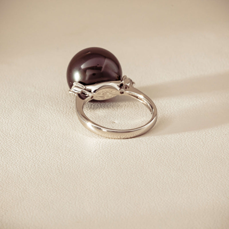 Deja Vu Platinum 13.5mm Black Pearl & Diamond Ring