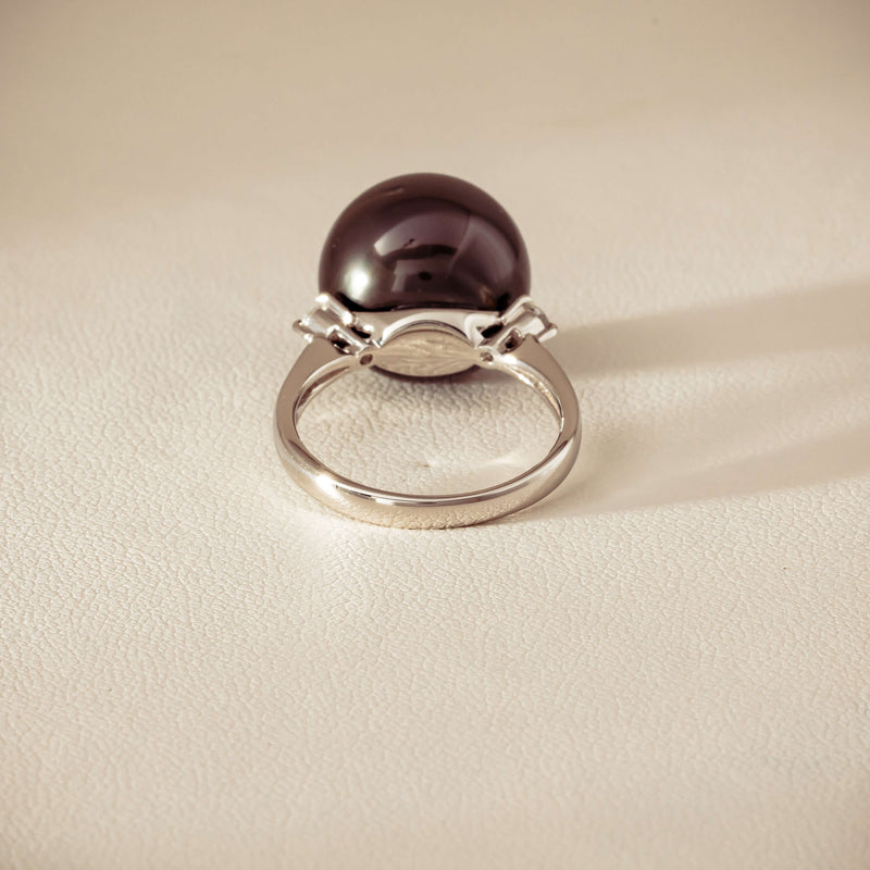 Deja Vu Platinum 13.5mm Black Pearl & Diamond Ring