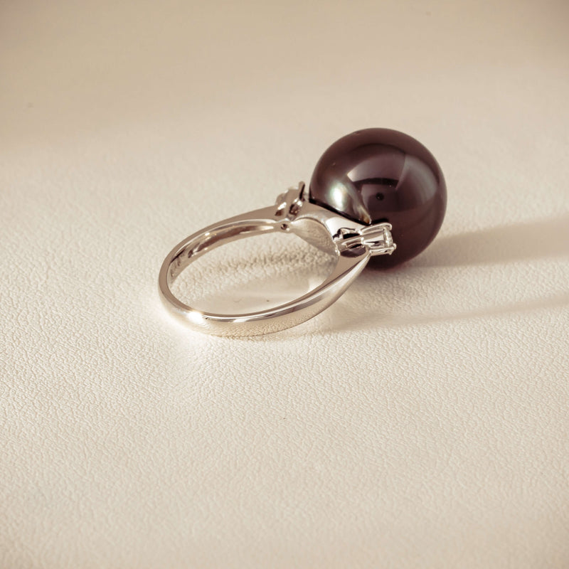Deja Vu Platinum 13.5mm Black Pearl & Diamond Ring