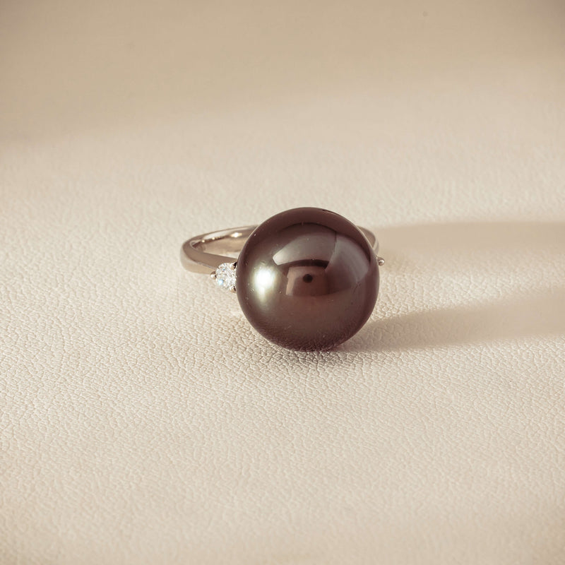Deja Vu Platinum 13.5mm Black Pearl & Diamond Ring