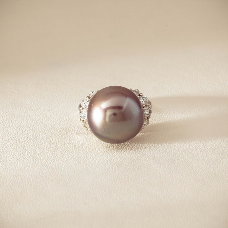 Deja Vu Platinum 16mm Black Pearl & Diamond Ring