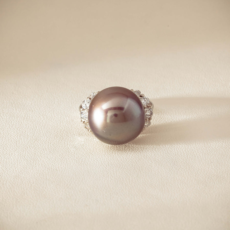 Deja Vu Platinum 16mm Black Pearl & Diamond Ring