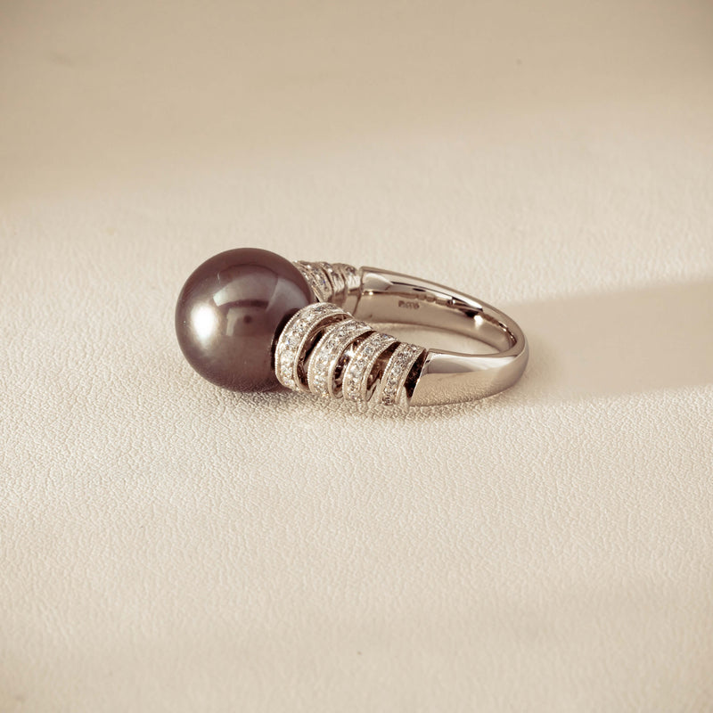 Deja Vu Platinum 13mm Black Pearl & Diamond Ring