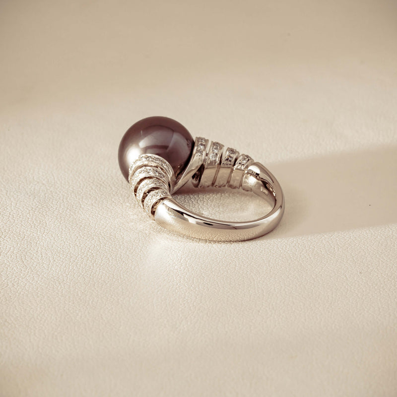Deja Vu Platinum 13mm Black Pearl & Diamond Ring