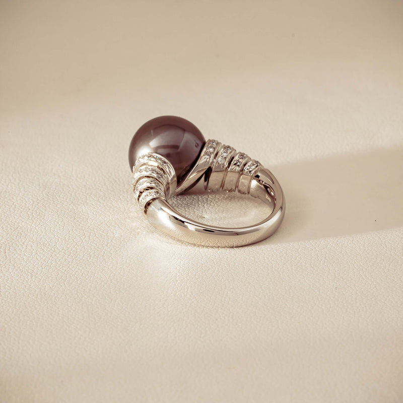 Deja Vu Platinum 13mm Black Pearl & Diamond Ring
