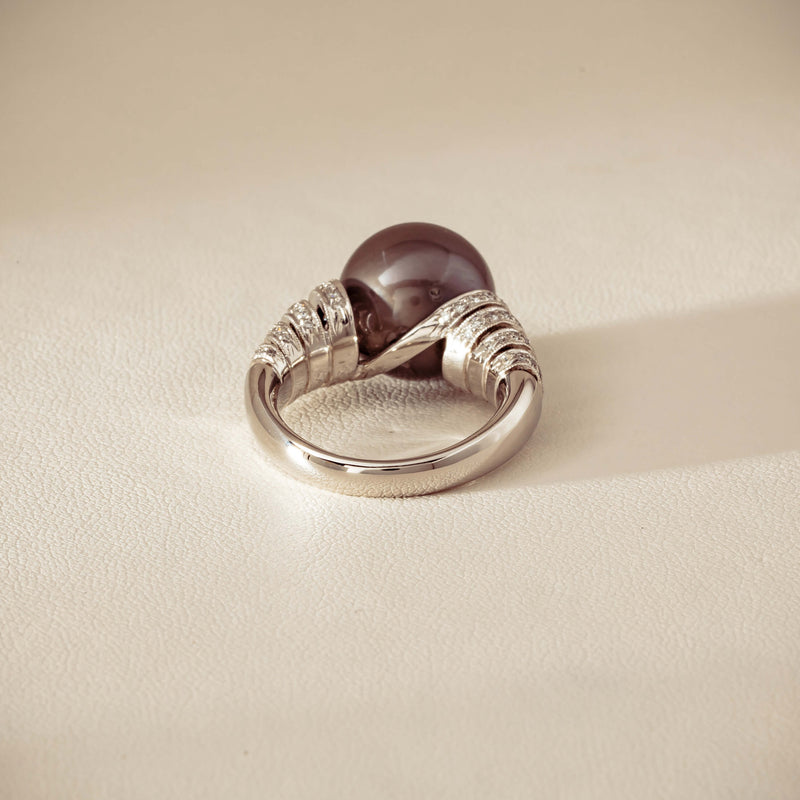 Deja Vu Platinum 13mm Black Pearl & Diamond Ring