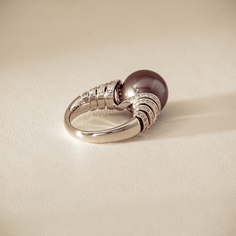 Deja Vu Platinum 13mm Black Pearl & Diamond Ring