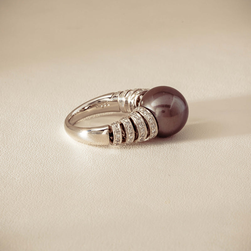 Deja Vu Platinum 13mm Black Pearl & Diamond Ring