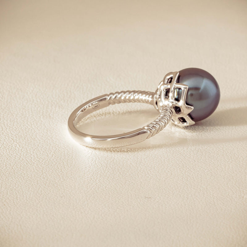 18ct White Gold 10.9mm Black Pearl Selene Ring - Ring - Walker & Hall