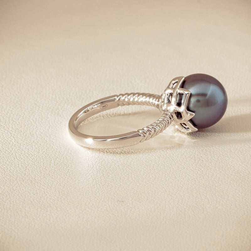 18ct White Gold 10.9mm Black Pearl Selene Ring - Ring - Walker & Hall