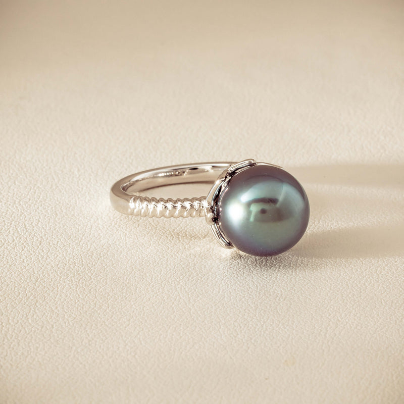 18ct White Gold 10.9mm Black Pearl Selene Ring - Ring - Walker & Hall