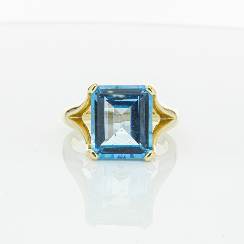 14ct Yellow Gold Blue Topaz Verona Ring-Ring-Walker & Hall