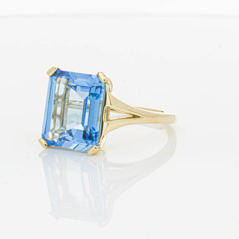 14ct Yellow Gold Blue Topaz Juliet Ring-Ring-Walker & Hall