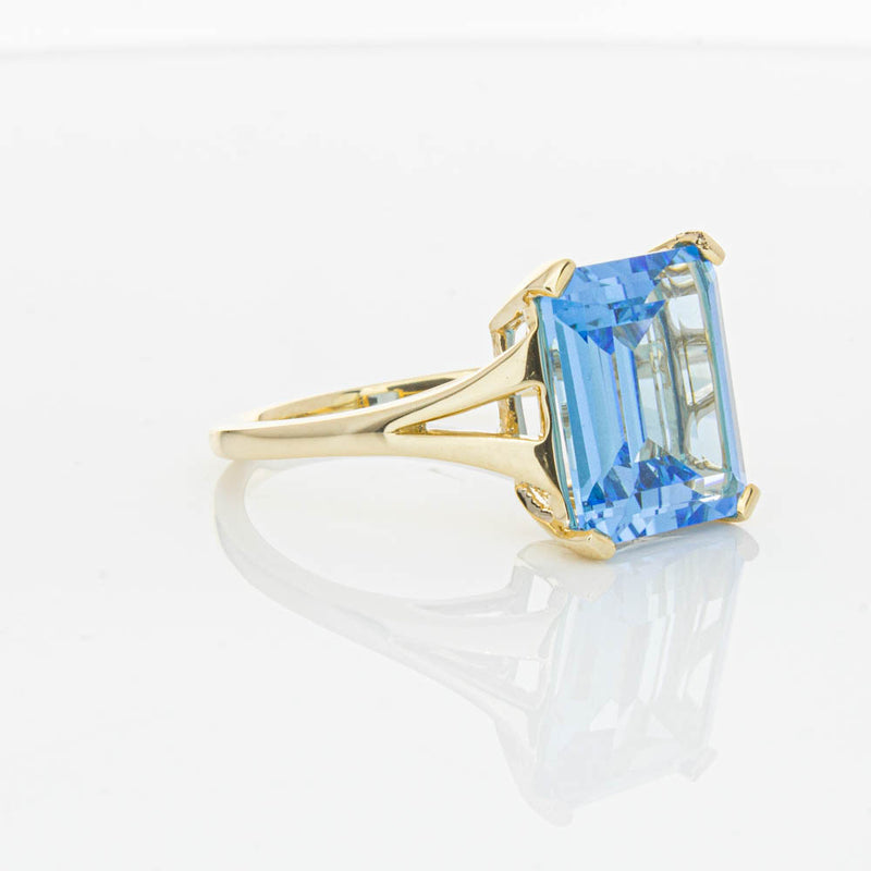 14ct Yellow Gold Blue Topaz Juliet Ring-Ring-Walker & Hall
