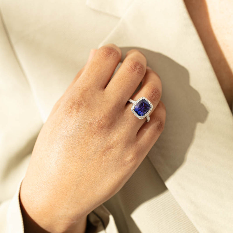 18ct White Gold Tanzanite & Diamond Sierra Ring-Ring-Walker & Hall