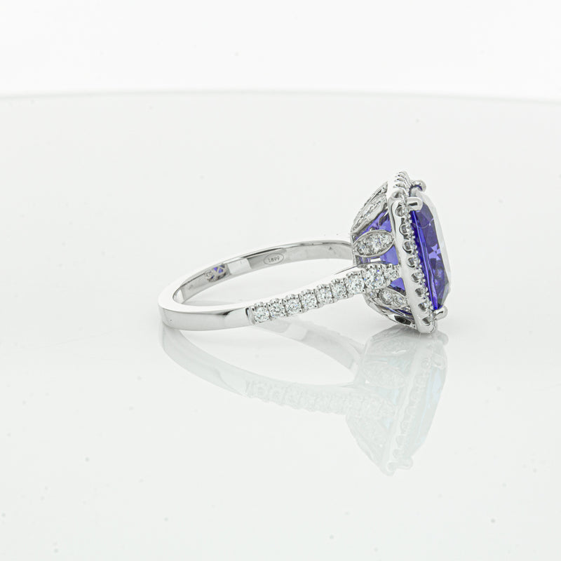 18ct White Gold Tanzanite & Diamond Sierra Ring-Ring-Walker & Hall