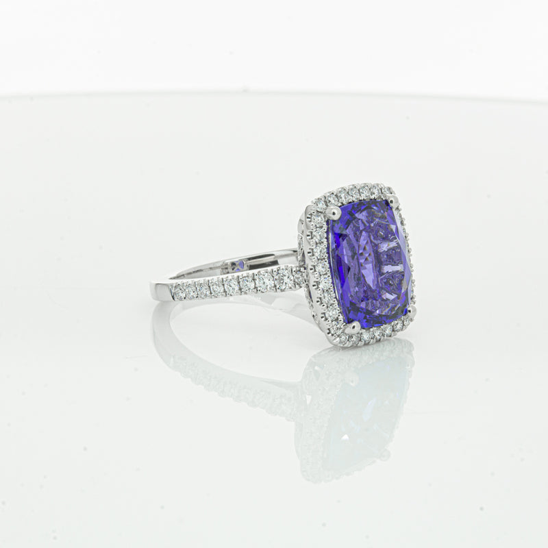 18ct White Gold Tanzanite & Diamond Sierra Ring-Ring-Walker & Hall