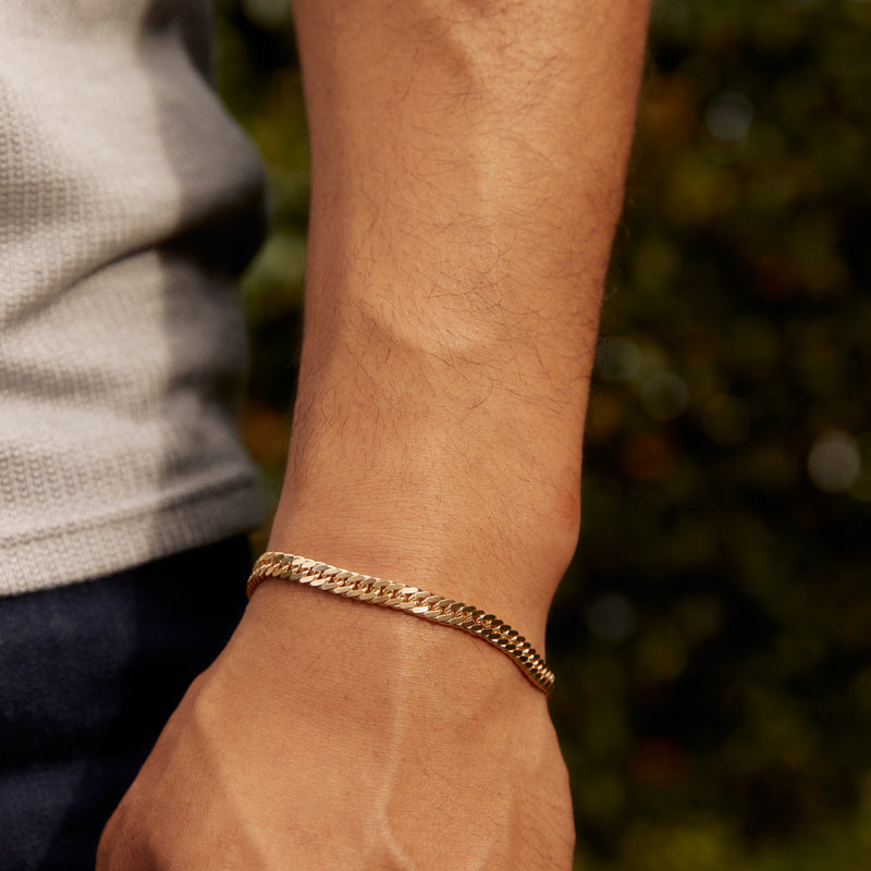 9ct Yellow Gold Double Curb Bracelet-Bracelet-Walker & Hall